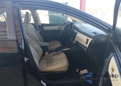 2018 Toyota Corolla Le z USA, uszkodzony, nr VIN 5YFBURHE1JP770295